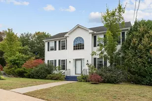 4 Lynde St, Gardner, MA 01440 - Photo 2