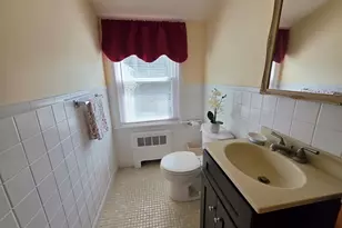 4 Edgemere Rd, Lynn, MA 01904 - Photo 16