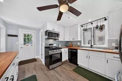 69 Highland Ave, Everett, MA 02149 - Photo 10