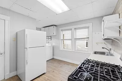 63 Prichard Ave, Somerville, MA 02144 - Photo 8