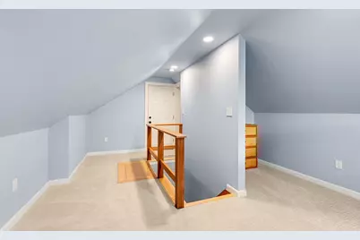 135 Ashland Street, Melrose, MA 02176 - Photo 32