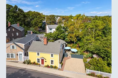 22 High St, Rockport, MA 01966 - Photo 4