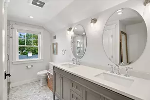 26 Tyng St, Newburyport, MA 01950 - Photo 22