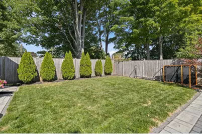 26 Tyng St #A, Newburyport, MA 01950 - Photo 34