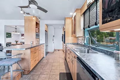 28 Arlington Rd, Wareham, MA 02571 - Photo 6