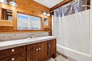 38 Gifford Ave, Dartmouth, MA 02747 - Photo 10