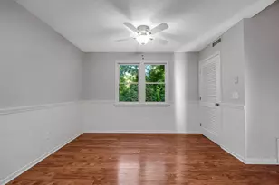 124 Tennis Plaza Rd, Dracut, MA 01826 - Photo 10