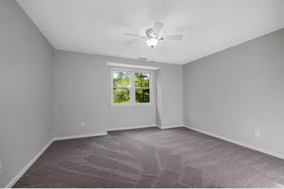 124 Tennis Plaza Rd #56, Dracut, MA 01826 - Photo 12