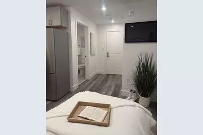 585 Essex St #619, Lynn, MA 01901 - Photo 6