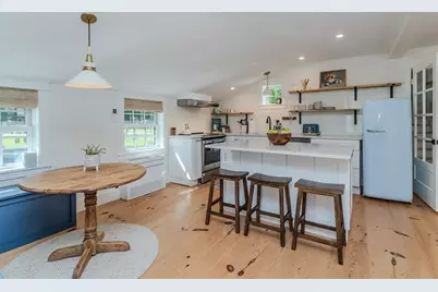 14 Sugarloaf St, Deerfield, MA 01373 - Photo 12
