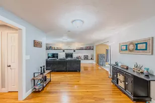 601 East St, Wrentham, MA 02093 - Photo 4