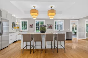 118 Benvenue St, Wellesley, MA 02482 - Photo 8