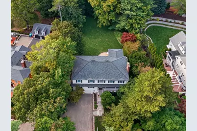 118 Benvenue St, Wellesley, MA 02482 - Photo 4