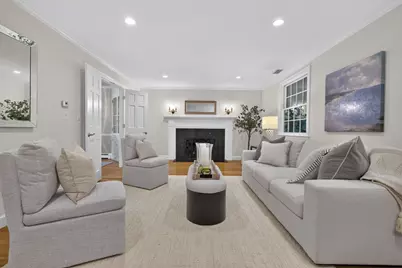 118 Benvenue St, Wellesley, MA 02482 - Photo 16