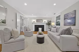 118 Benvenue St, Wellesley, MA 02482 - Photo 16
