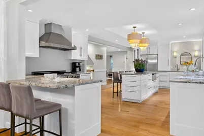 118 Benvenue St, Wellesley, MA 02482 - Photo 10