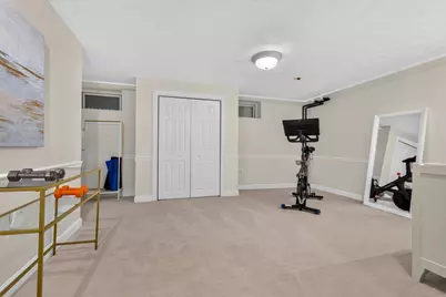 118 Benvenue St, Wellesley, MA 02482 - Photo 32