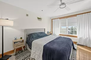 5 Russell St, Amesbury, MA 01913 - Photo 6