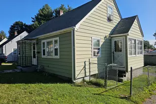 22 Winchester Ave, Worcester, MA 01603 - Photo 4