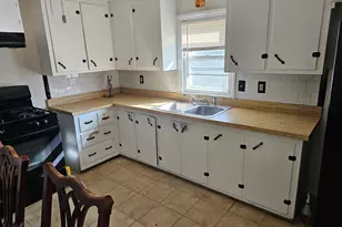 22 Winchester Ave, Worcester, MA 01603 - Photo 10
