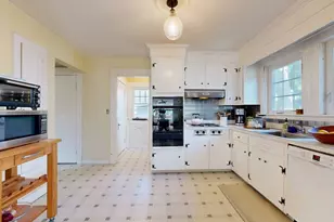 3 Parmenter Terrace, Newton, MA 01754 - Photo 10