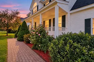 10B Henley Rd, Acton, MA 01720 - Photo 2