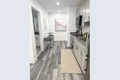 585 Essex St #423, Lynn, MA 01901 - Photo 4