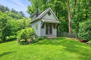 9 Hull St, Wenham, MA 01984 - Photo 10