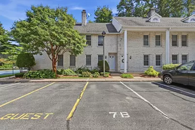 7 Mansion Woods Dr #b, Agawam, MA 01001 - Photo 4