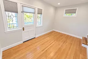 19 Trescott St, Quincy, MA 02169 - Photo 8