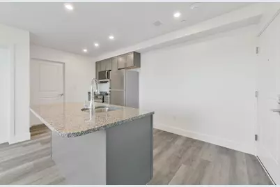 585 Essex St #418, Lynn, MA 01901 - Photo 6