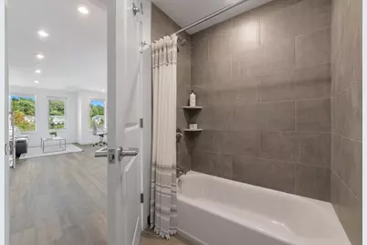 585 Essex St #516, Lynn, MA 01901 - Photo 12