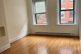 11 Grove St, Boston, MA 02114 - Photo 4