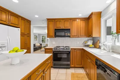303 Hunters Ridge Road, Concord, MA 01742 - Photo 8