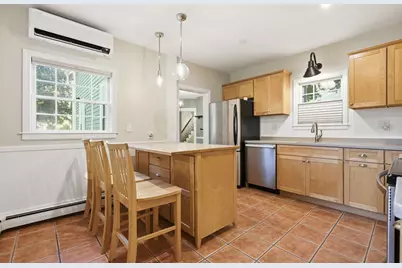 10 Eaton St, Reading, MA 01867 - Photo 10