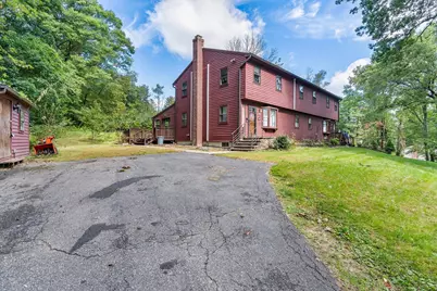 46 Davis Rd #B, Millbury, MA 01527 - Photo 2