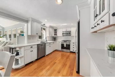 386 Main Street, Hanover, MA 02339 - Photo 10