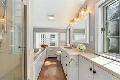 386 Main Street, Hanover, MA 02339 - Photo 22