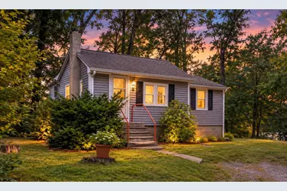21 Faulkner Rd, Grafton, MA 01536 - Photo 1