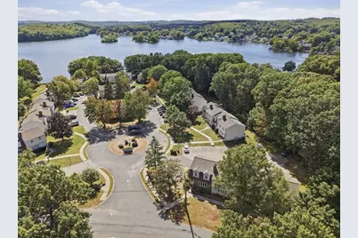 1 Tiffany Circle #1, Millbury, MA 01527 - Photo 4