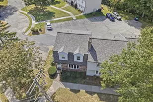 1 Tiffany Cir, Millbury, MA 01527 - Photo 6
