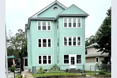 32 Catharine  Street, Worcester, MA 01605 - Photo 2