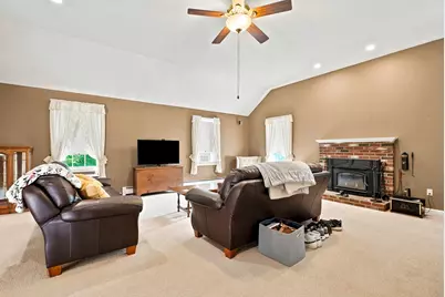 2 Madisyn Ave, Rutland, MA 01543 - Photo 22