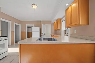 27 Highland St #27, Woburn, MA 01801 - Photo 10