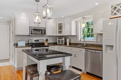 26 Lee St, Lancaster, MA 01523 - Photo 6