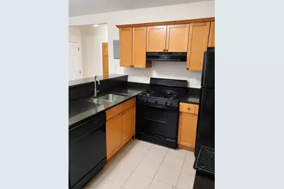 185 Beacon #2, Somerville, MA 02143 - Photo 2