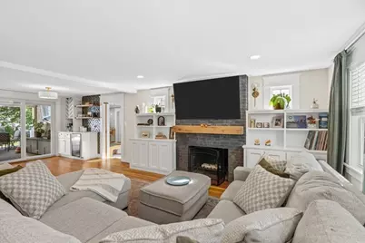 33 Century Rd, Weymouth, MA 02190 - Photo 4
