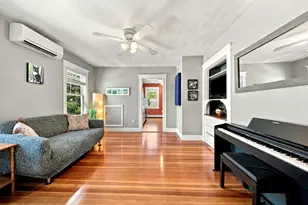 61 Dartmouth St, Belmont, MA 02478 - Photo 4