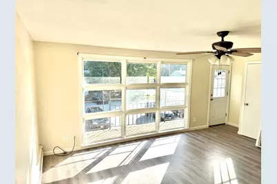 4 Dale Ct, Chicopee, MA 01013 - Photo 4