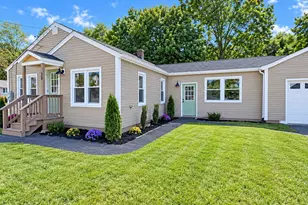26 Mt Tom Ave, Easthampton, MA 01027 - Photo 1
